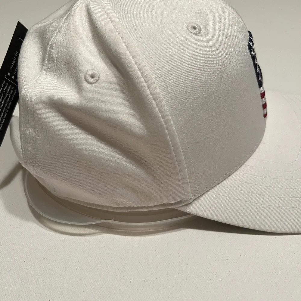 NEW Womens Puma P110 Pars And Stripes Bright White Adjustable Golf Hat/Cap
